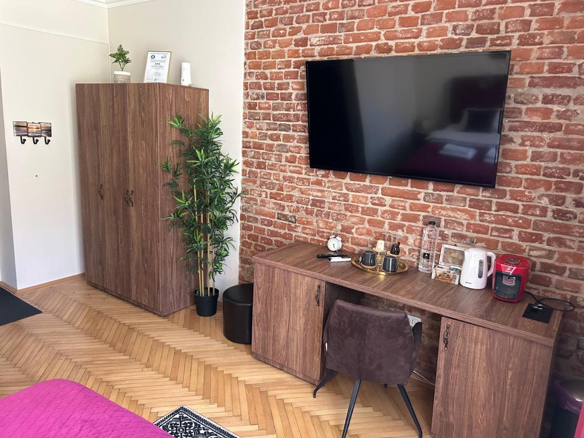 Asha Central Studio Τιμισοάρα Εξωτερικό φωτογραφία
